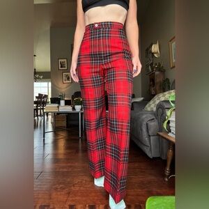 Vintage Highland Queen Virgin Wool Red Plaid Women's Pants, Size 24.